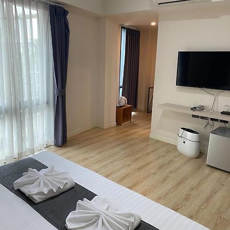 Tisa Hotel Udonthani Exterior photo