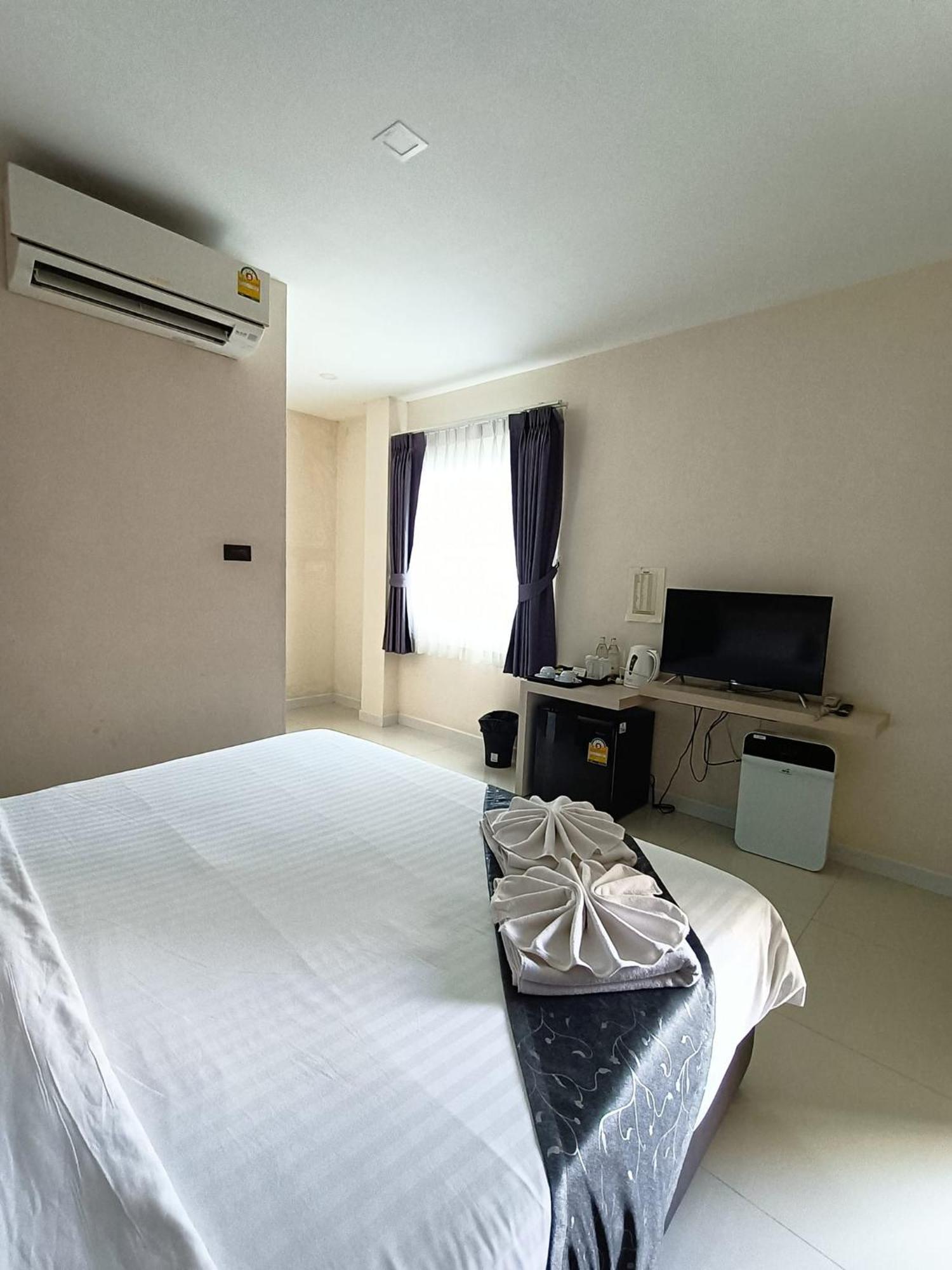 Tisa Hotel Udonthani Exterior photo