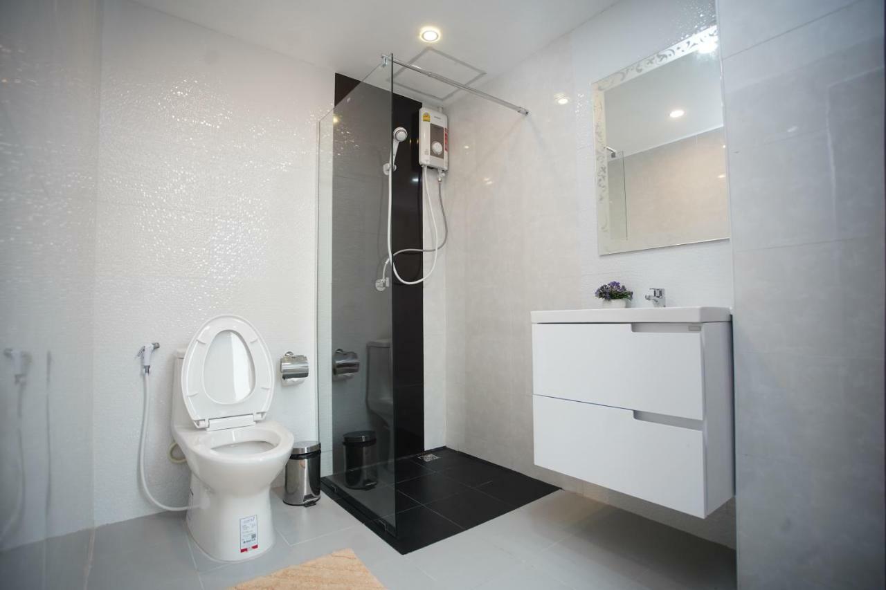 Tisa Hotel Udonthani Exterior photo